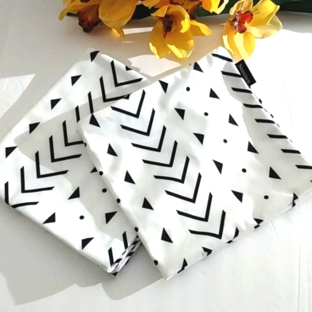 BLACK & WHITE DECORATIVE AZTEC ACCENT PILLOW COVERS 2-PC SET  SIZE 20 x 20 NWT - Picture 5 of 7